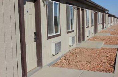 Prairie Suites Motel Уиллистон Экстерьер фото